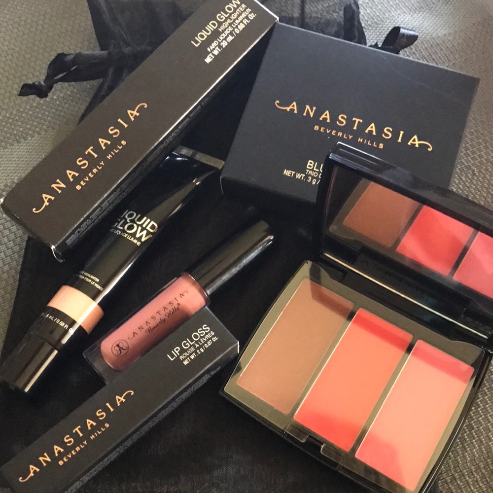 3 pc Anastasia Beverly Hills Makeup Bundle